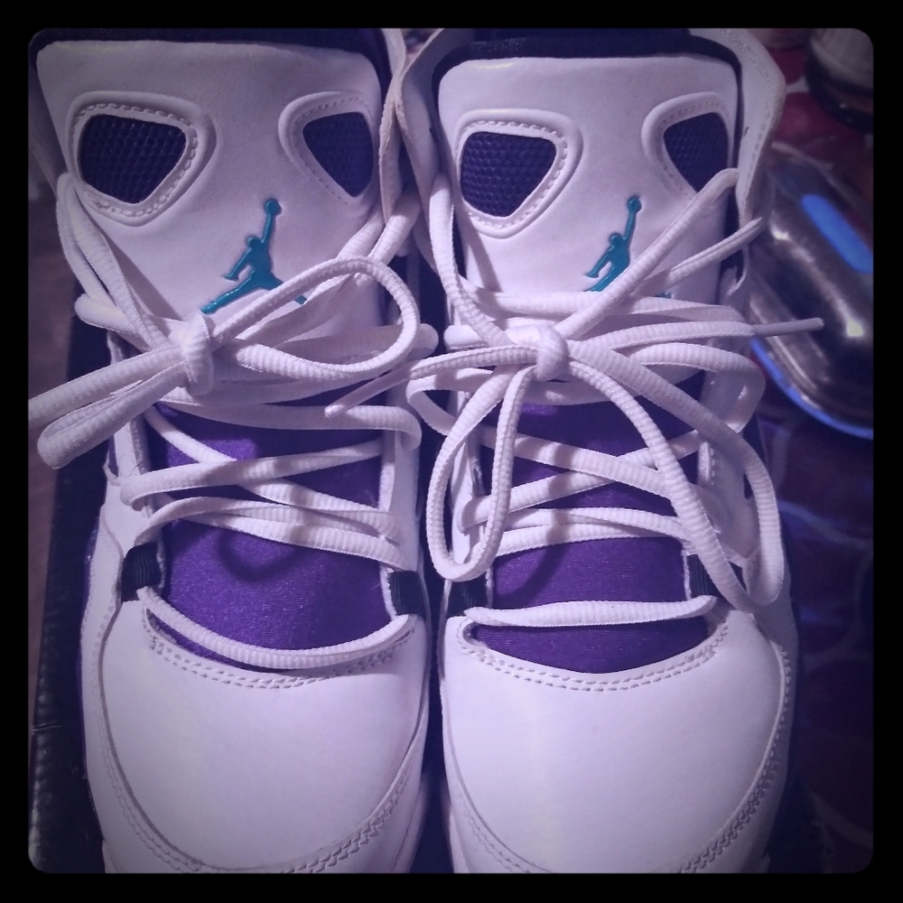 Jordan's size 6